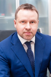 Наталенко Игорь Валерьевич,  заместитель начальника Октябрьской железной дороги.
